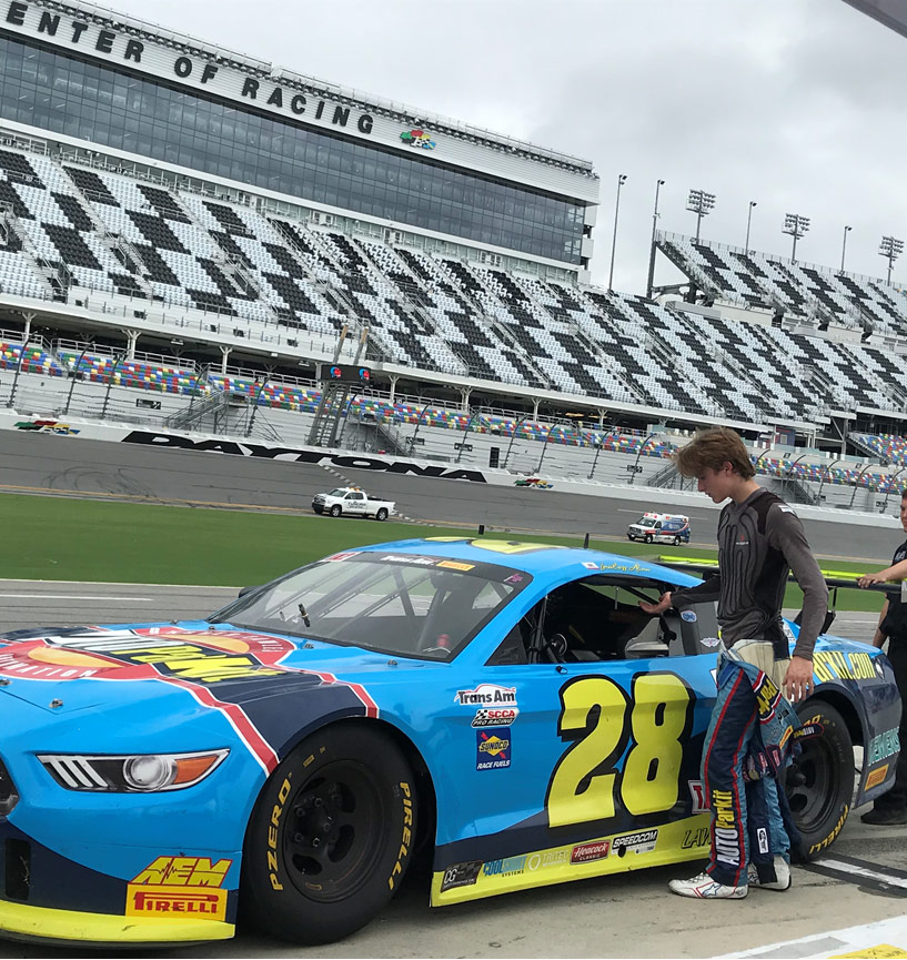 Lawless Alan Gets Ready for Daytona International Speedway